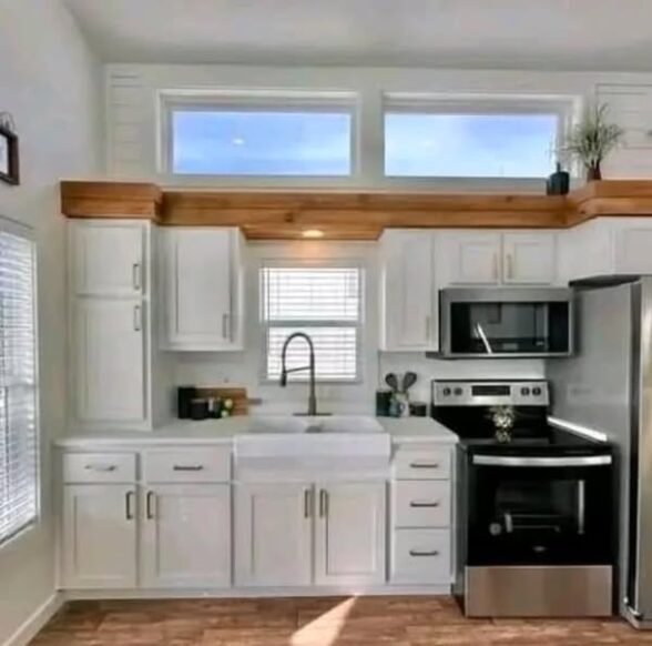 "Cardinal" 399 sq foot RV park model - Image 2