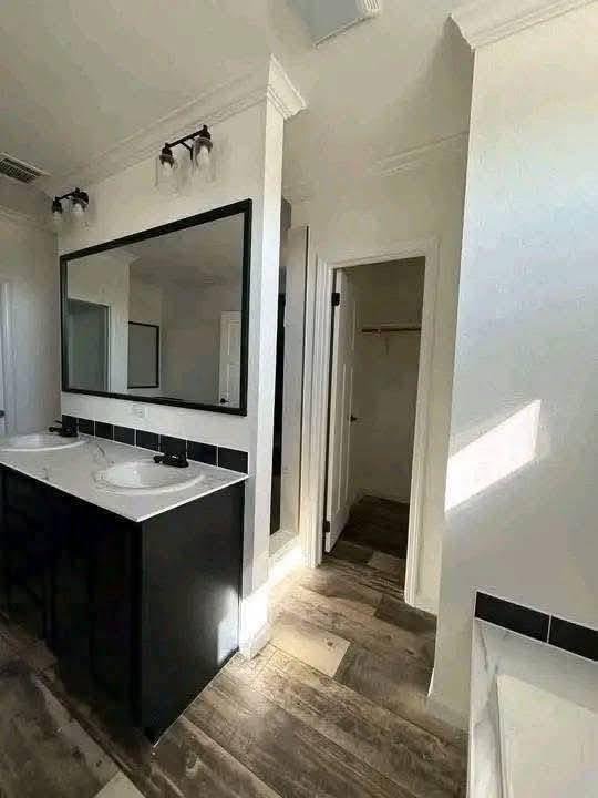 2024 Used Model - Image 6